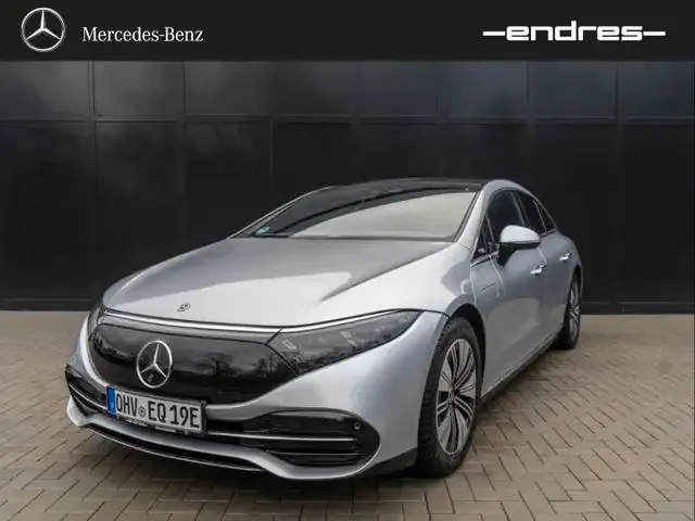 Mercedes-Benz EQS