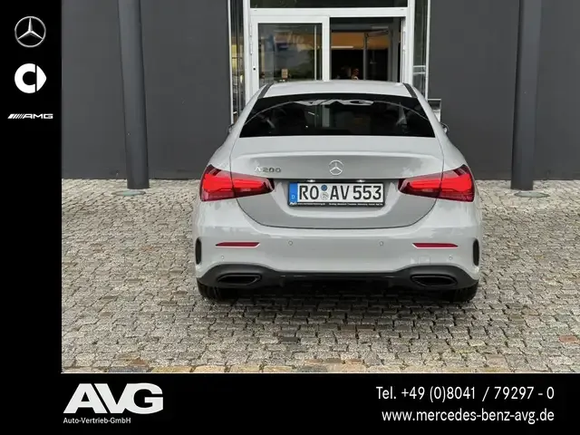 Mercedes-Benz A 200
