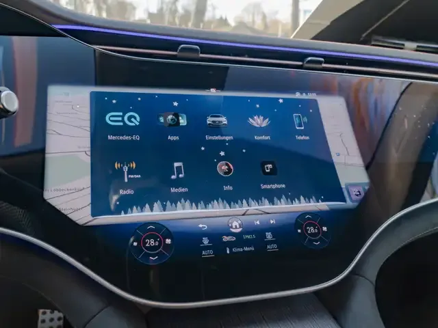 Mercedes-Benz EQE 500