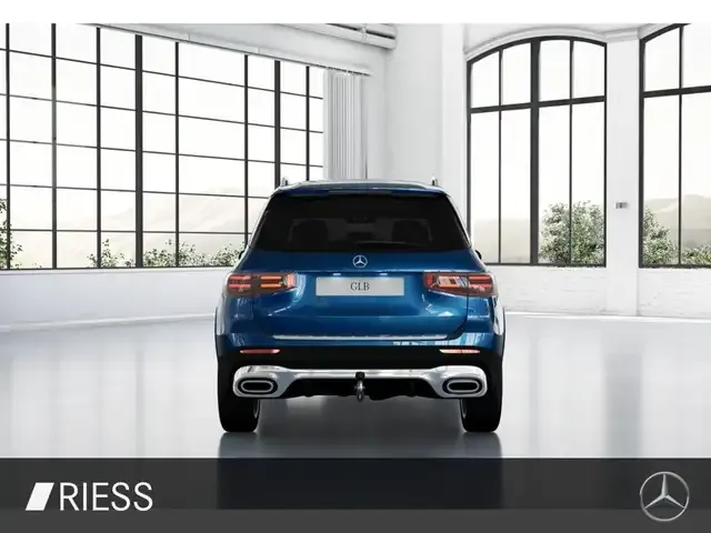 Mercedes-Benz GLB 220