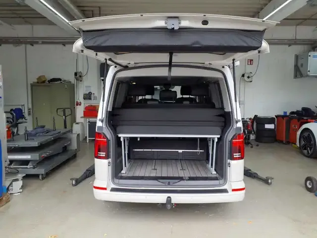 Volkswagen T6.1 California