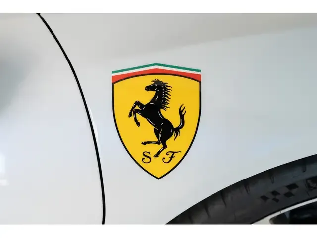 Ferrari SF90 Spider