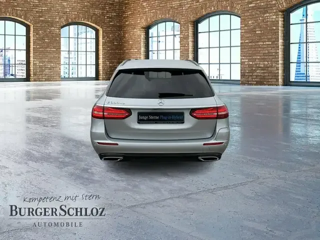Mercedes-Benz E 300