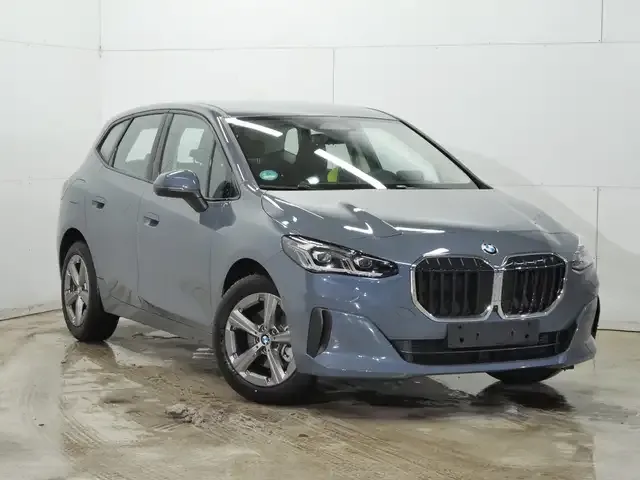 BMW 216