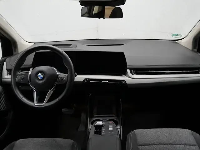 BMW 216