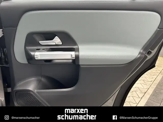 Mercedes-Benz GLB 250