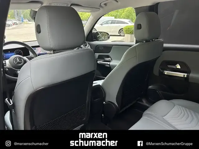 Mercedes-Benz GLB 250