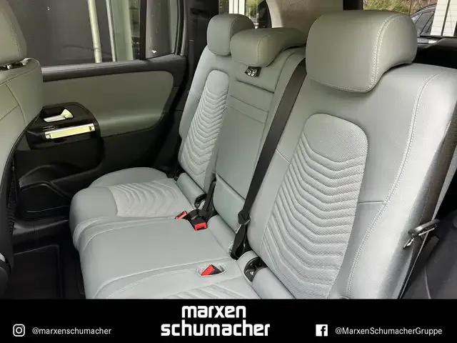 Mercedes-Benz GLB 250