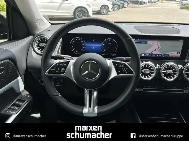 Mercedes-Benz GLB 250
