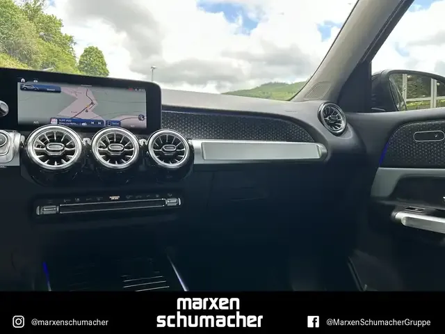 Mercedes-Benz GLB 250