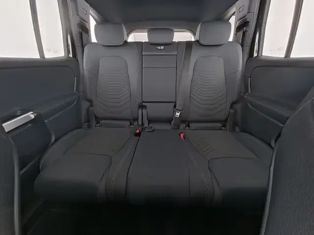 Mercedes-Benz EQB 300