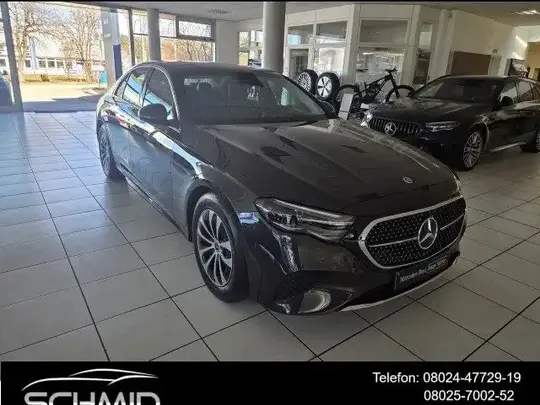 Mercedes-Benz E 220