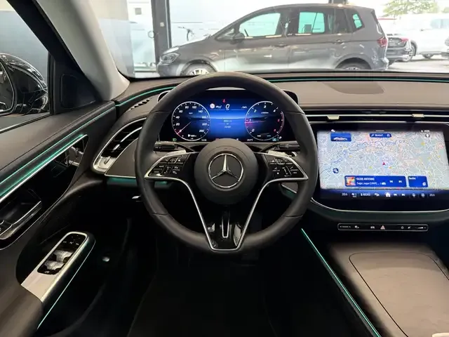 Mercedes-Benz E 220