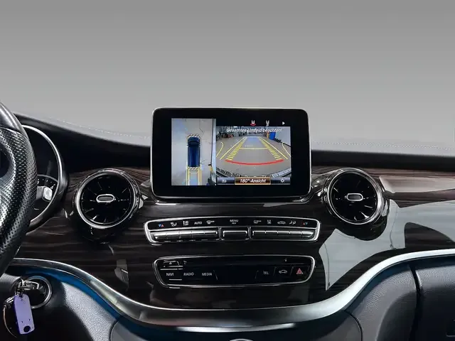 Mercedes-Benz V 300
