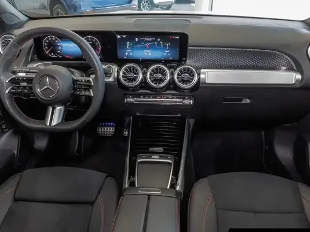 Mercedes-Benz GLB 200