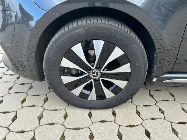 Mercedes-Benz EQV 300