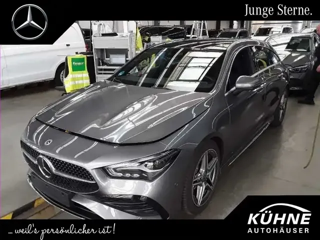 Mercedes-Benz CLA 180