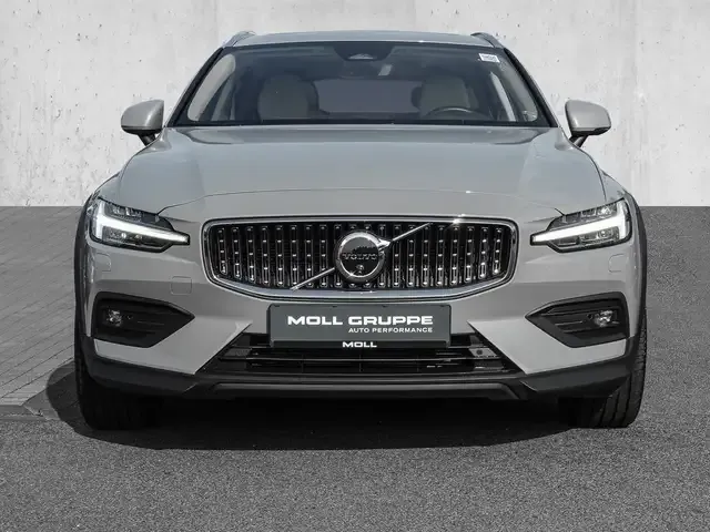 Volvo V60 Cross Country