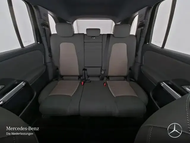 Mercedes-Benz EQB 300