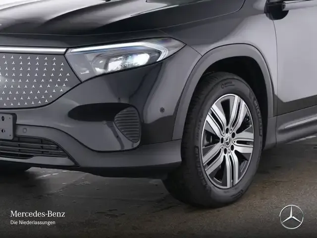 Mercedes-Benz EQB 300