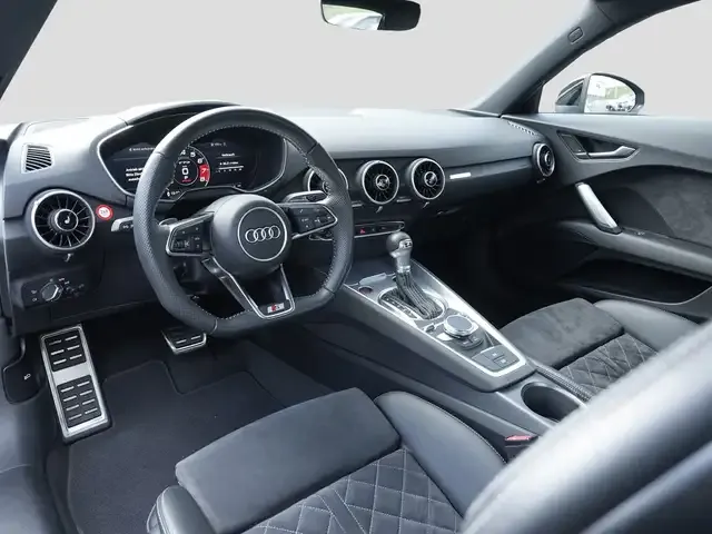 Audi TTS