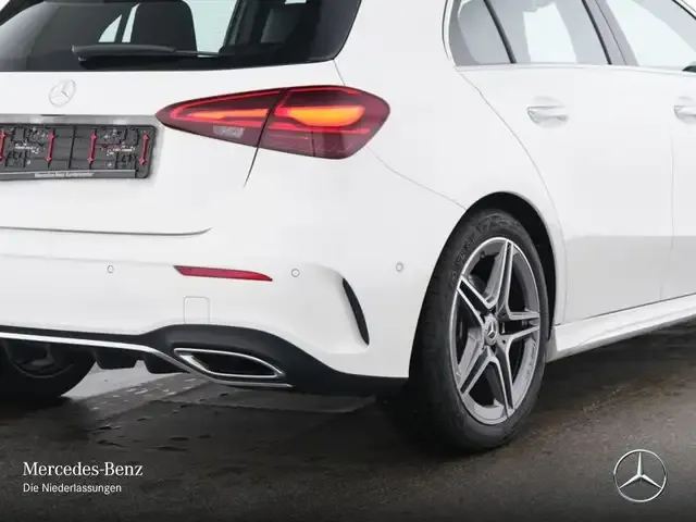 Mercedes-Benz A 220
