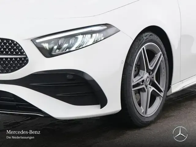 Mercedes-Benz A 220