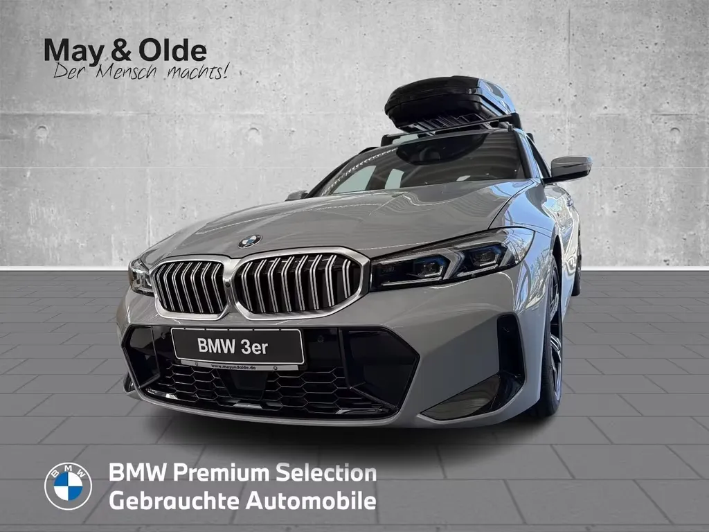 BMW 330