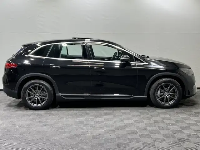 Mercedes-Benz EQE SUV