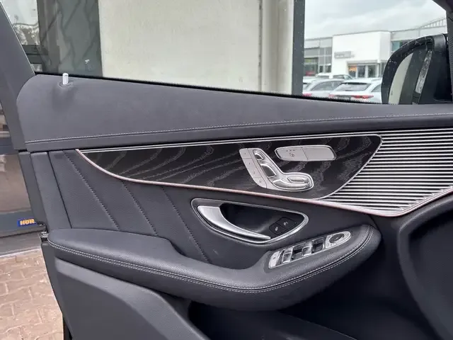 Mercedes-Benz EQC 400
