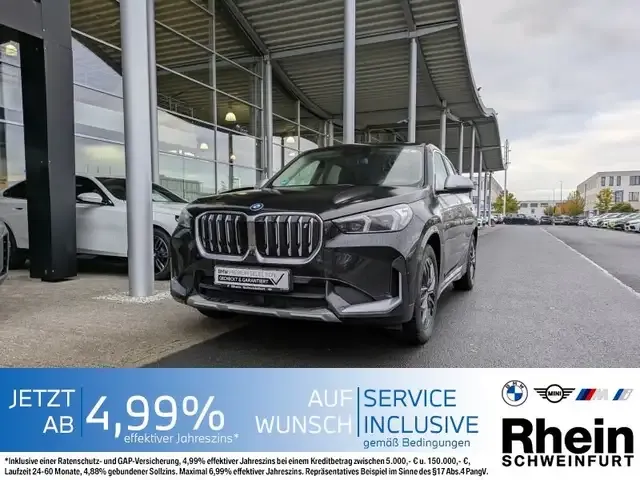 BMW iX1