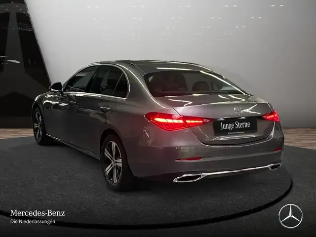 Mercedes-Benz C 180