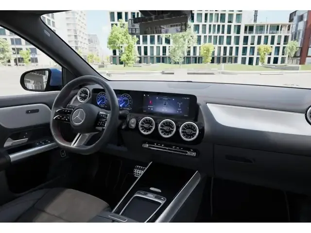 Mercedes-Benz EQA 300