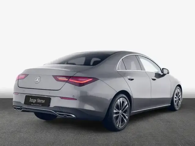 Mercedes-Benz CLA 180