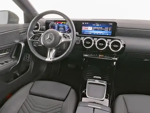 Mercedes-Benz CLA 180