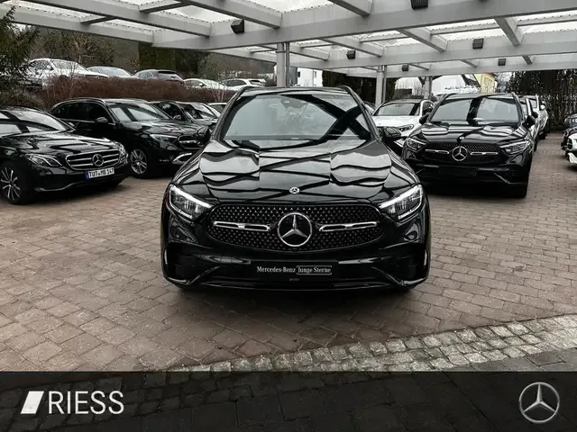 Mercedes-Benz GLC 220