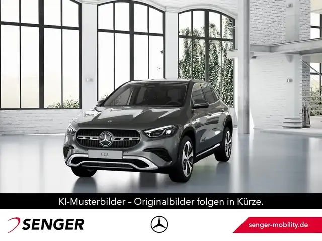 Mercedes-Benz GLA 220