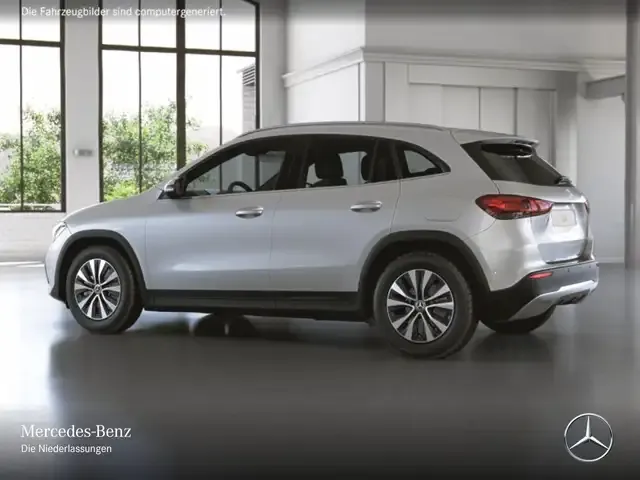 Mercedes-Benz GLA 200