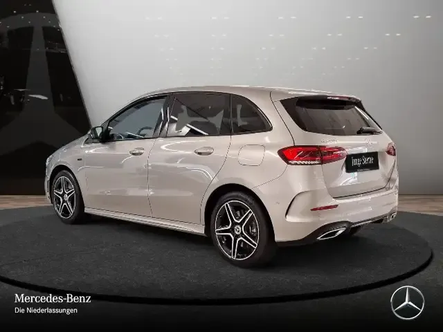 Mercedes-Benz B 250