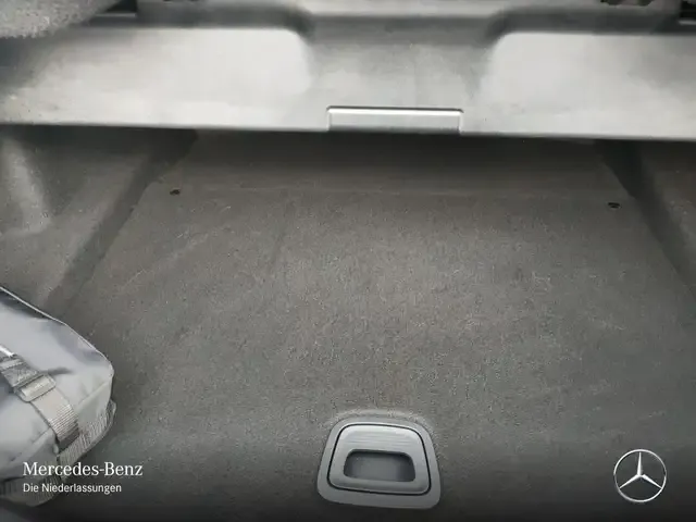 Mercedes-Benz CLE 200