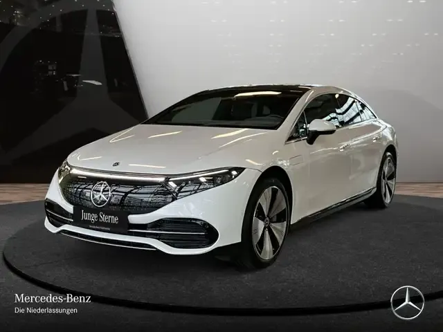 Mercedes-Benz EQS