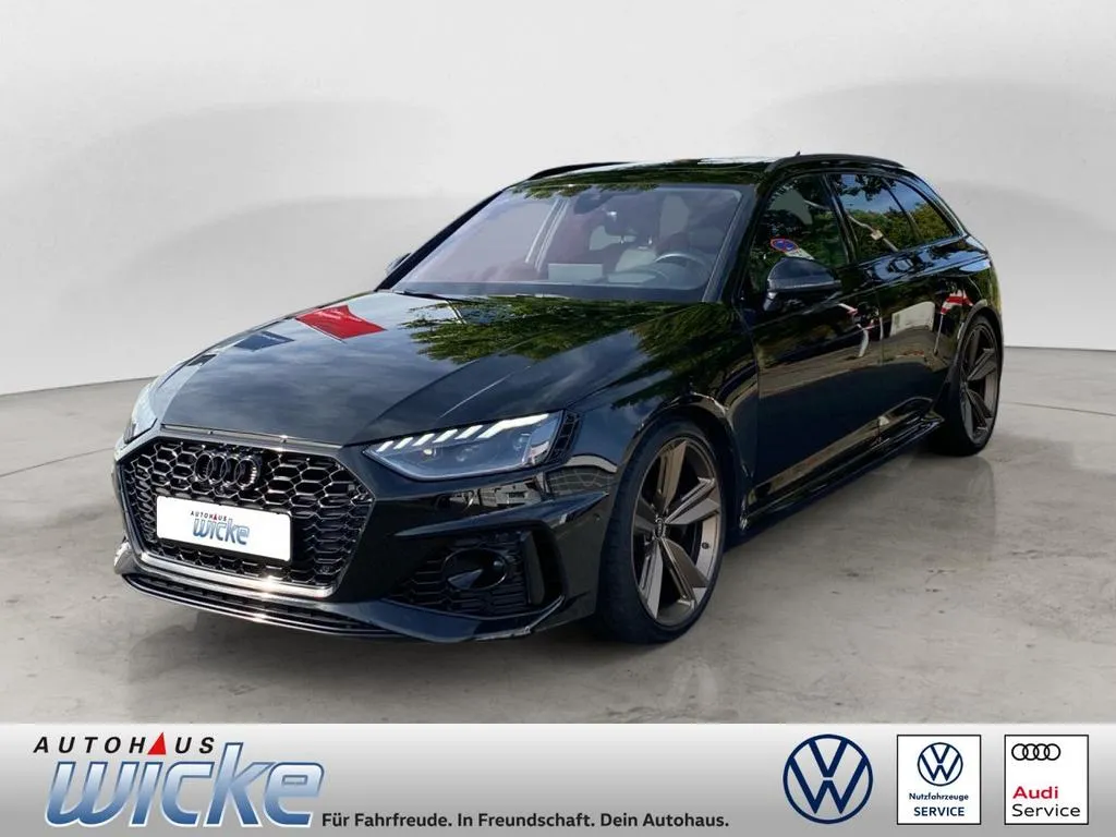Audi RS4