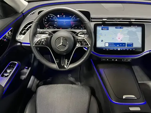 Mercedes-Benz E 220