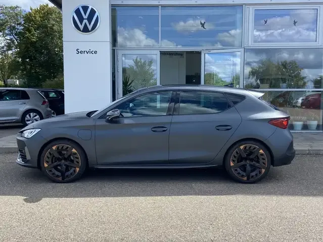 CUPRA Leon