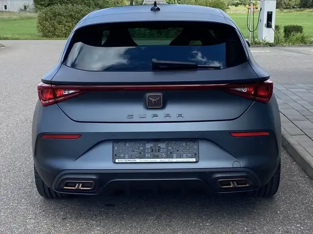 CUPRA Leon