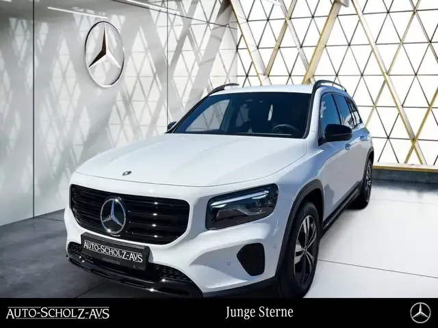Mercedes-Benz GLB 200