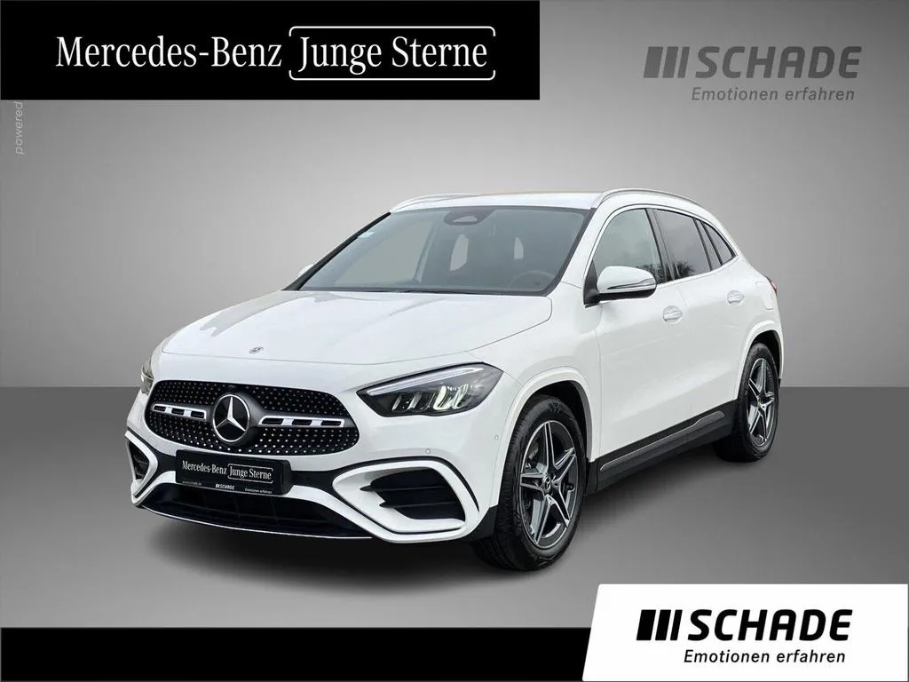Mercedes-Benz GLA 220