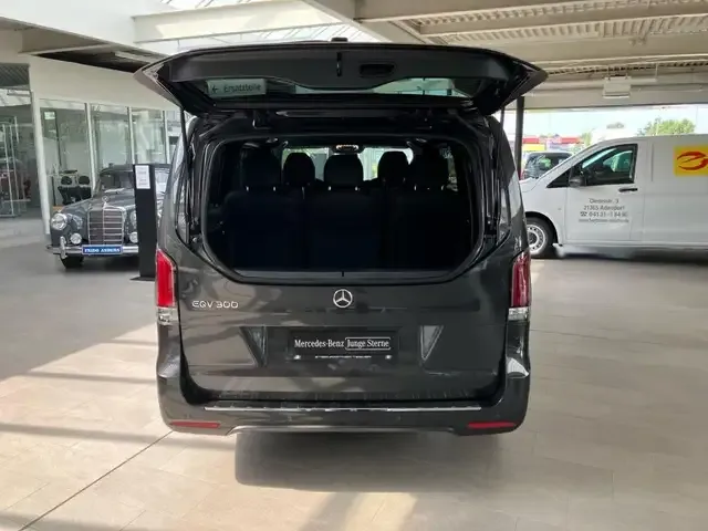 Mercedes-Benz EQV 300