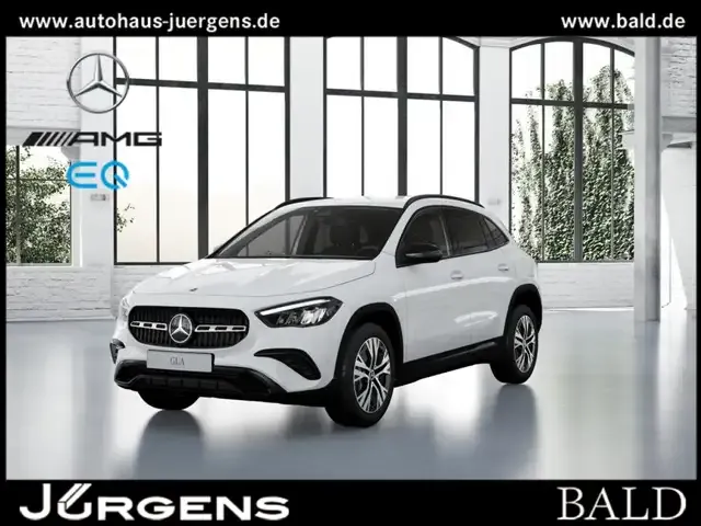 Mercedes-Benz GLA 220