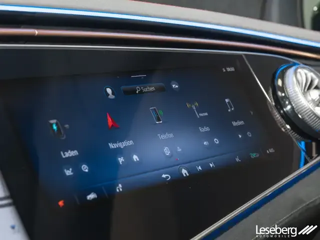 Mercedes-Benz EQE SUV